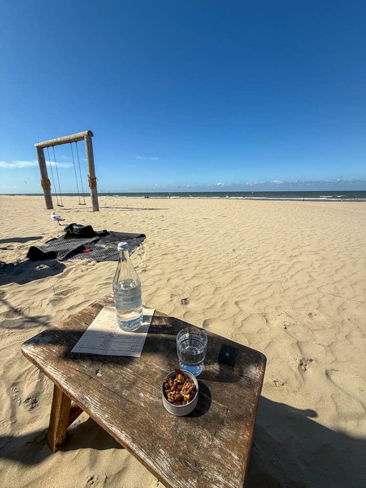 Table at Kayuca on the beach
