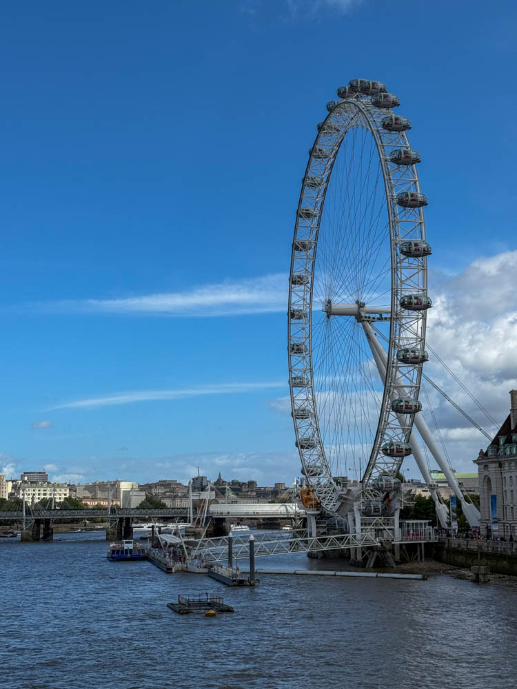 Sunny London