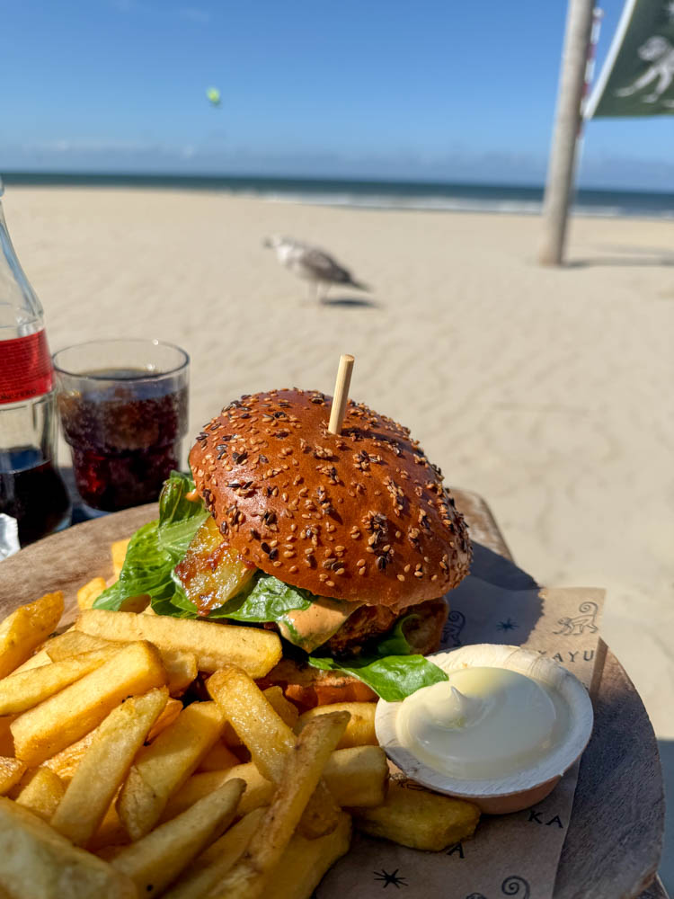 Burger at Kayuca